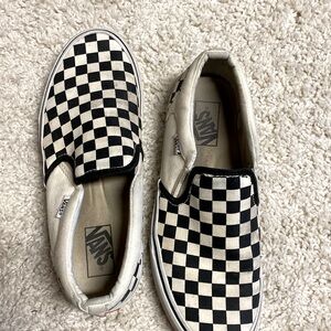 Men’s vans. I can clean before shipping out if requested.